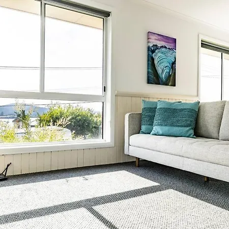 Suncatcher St Helens - Views - Sleeps 4 Exterior photo